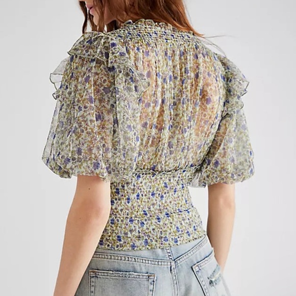 Free People Beatrice Floral Smocked Waist Top Size Smalll - Picture 2 of 6